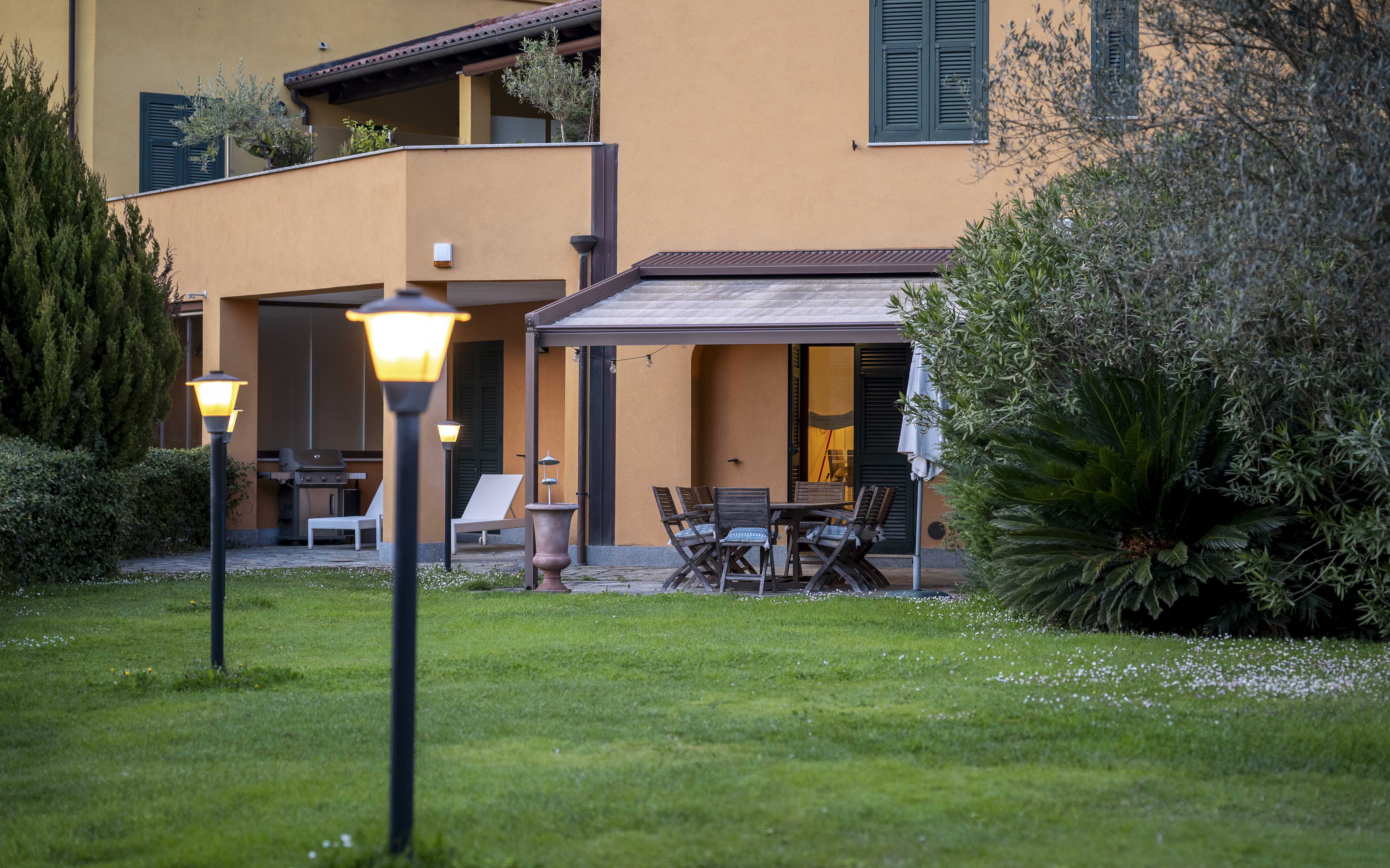 IMMOBILIARE/STILL LIFE